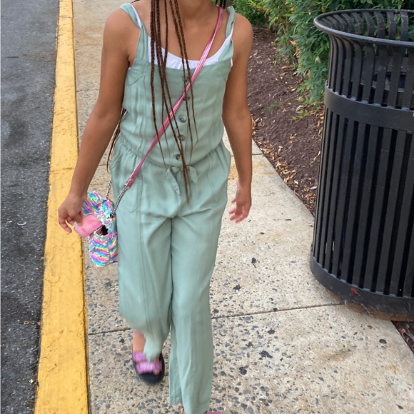 Girl’s Lightweight Cotton Overall - Picture 3 of 8